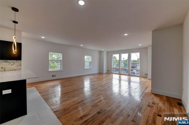 2 Cleveland Street 1, Belleville, NJ 07109