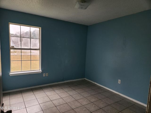 10557 Sharp Boulevard, Gulfport, MS 39503