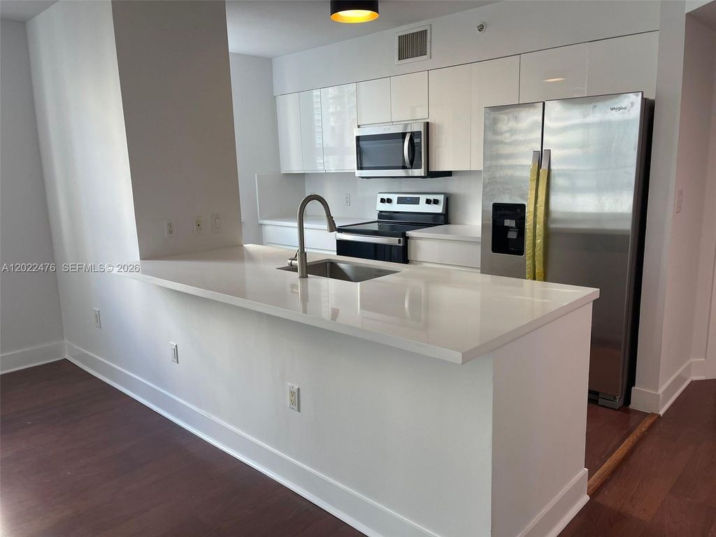 1155 Brickell Bay Dr 1102, Miami, FL 33131