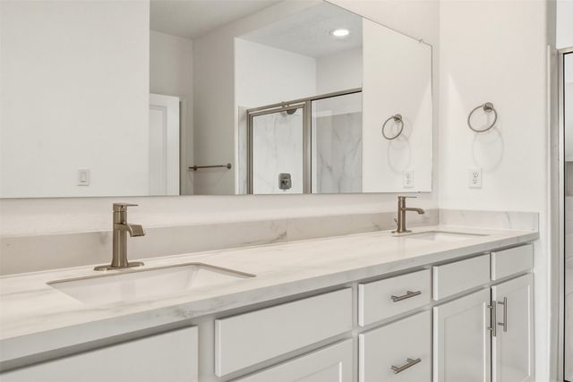 120 Mountaingem Loop, Santa Fe, NM 87508