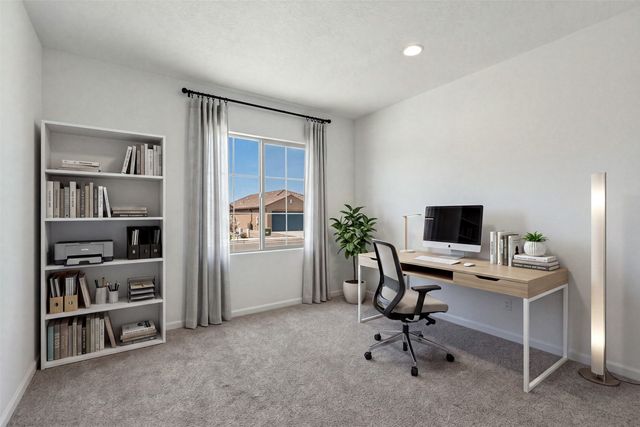 120 Mountaingem Loop, Santa Fe, NM 87508
