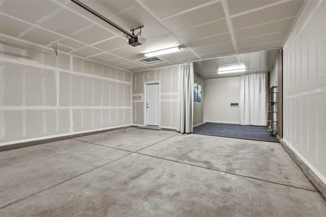 120 Mountaingem Loop, Santa Fe, NM 87508