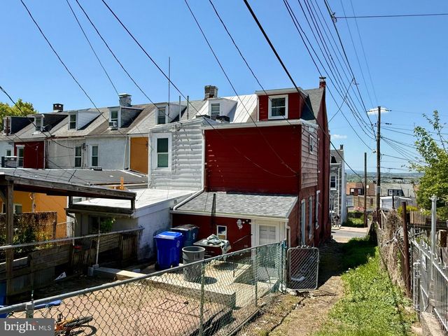 447 LINDEN ST, Reading, PA 19604