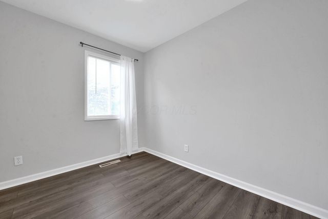 990 Strimple Avenue, Columbus, OH 43229