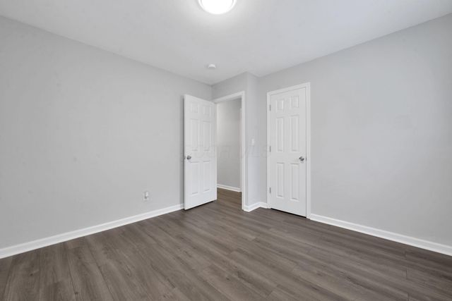 990 Strimple Avenue, Columbus, OH 43229