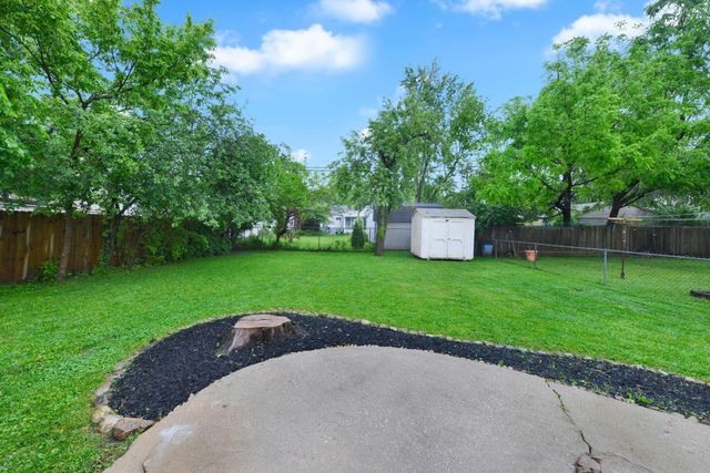 990 Strimple Avenue, Columbus, OH 43229