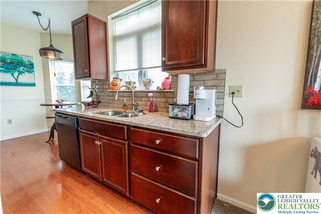 1300 Adams Street, Allen Twp, PA 18067