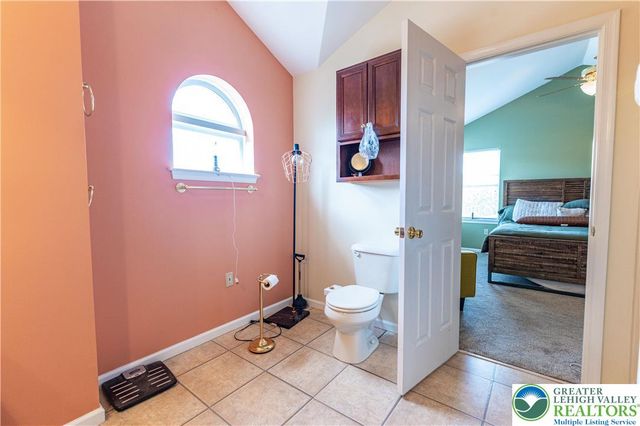 1300 Adams Street, Allen Twp, PA 18067
