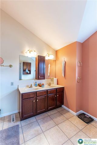 1300 Adams Street, Allen Twp, PA 18067