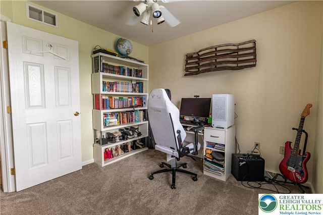 1300 Adams Street, Allen Twp, PA 18067