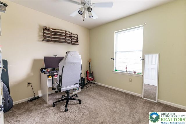 1300 Adams Street, Allen Twp, PA 18067