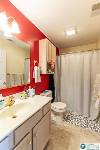 1300 Adams Street, Allen Twp, PA 18067