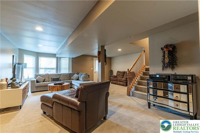 1300 Adams Street, Allen Twp, PA 18067