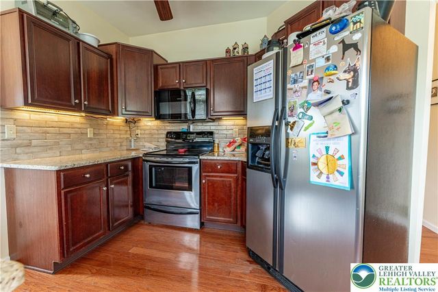 1300 Adams Street, Allen Twp, PA 18067
