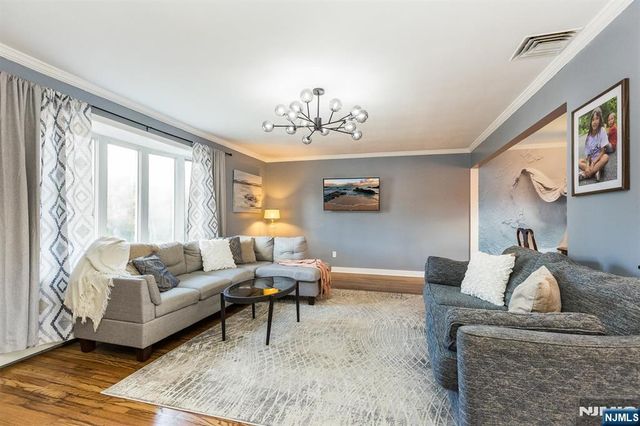 179 Grove Avenue, Verona, NJ 07044