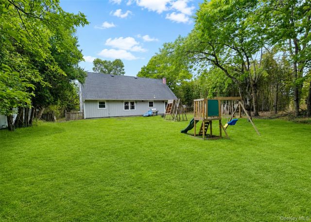 89 Lincoln Avenue, Mastic Beach, NY 11951
