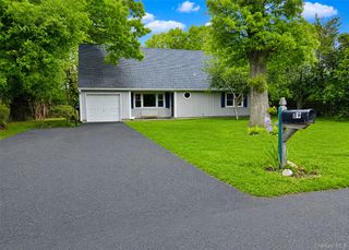 89 Lincoln Avenue, Mastic Beach, NY 11951