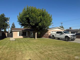 3212 Earnest Court, Bakersfield, CA 93304