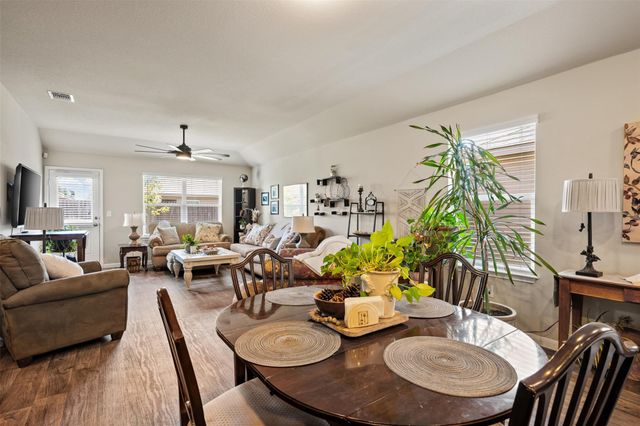 3301 Tilmon LN, Austin, TX 78725