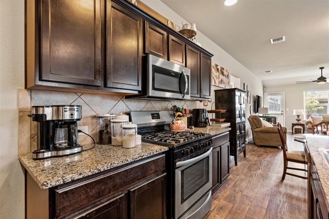 3301 Tilmon LN, Austin, TX 78725