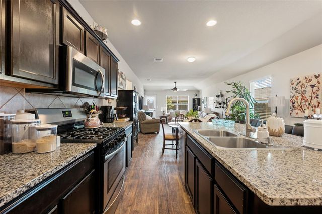 3301 Tilmon LN, Austin, TX 78725