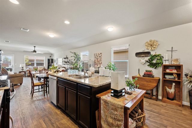 3301 Tilmon LN, Austin, TX 78725
