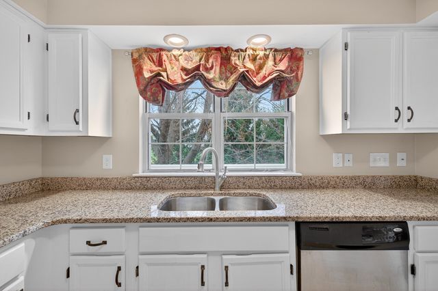 1855 Bridgestone Drive, Lexington, KY 40511