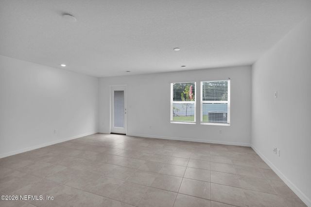10112 WHISTLING PINE Court, Jacksonville, FL 32221