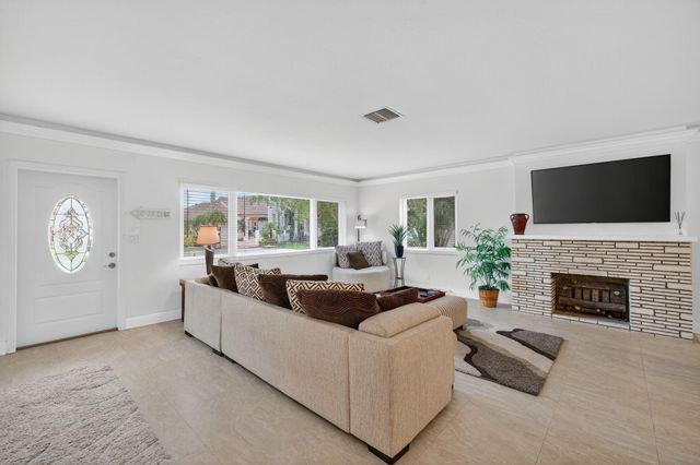 283 Imperial Lane, Lauderdale-By-The-Sea, Lauderdale By The Sea, FL 33308
