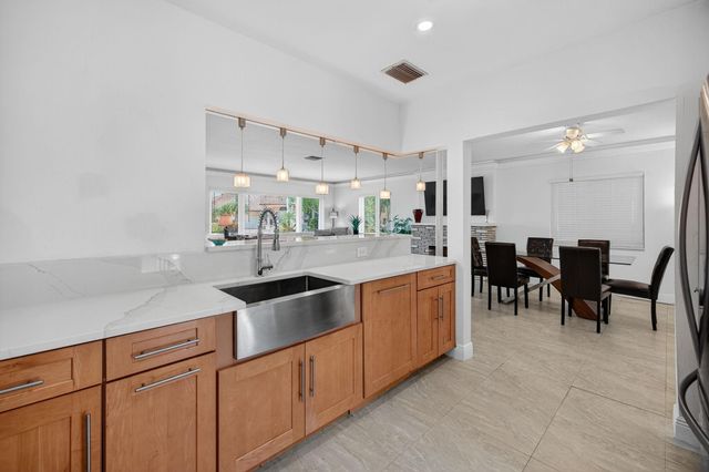 283 Imperial Lane, Lauderdale-By-The-Sea, Lauderdale By The Sea, FL 33308