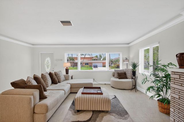 283 Imperial Lane, Lauderdale-By-The-Sea, Lauderdale By The Sea, FL 33308
