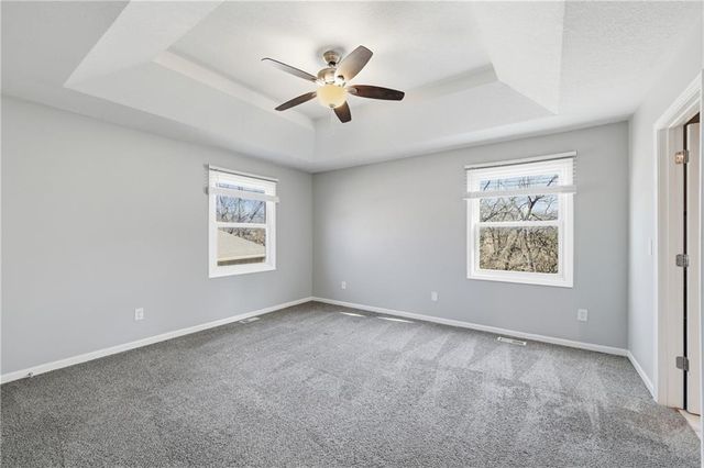 10804 W 76th Street, Shawnee, KS 66214