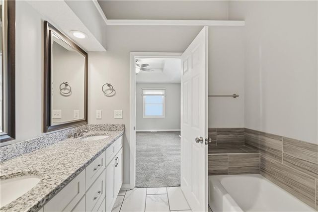 10804 W 76th Street, Shawnee, KS 66214