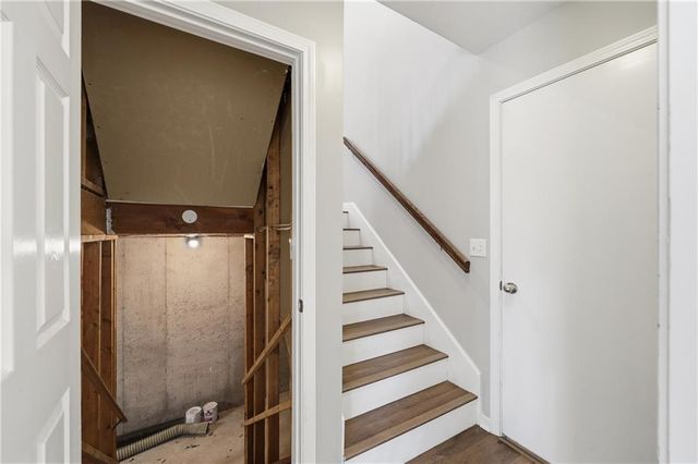 10804 W 76th Street, Shawnee, KS 66214