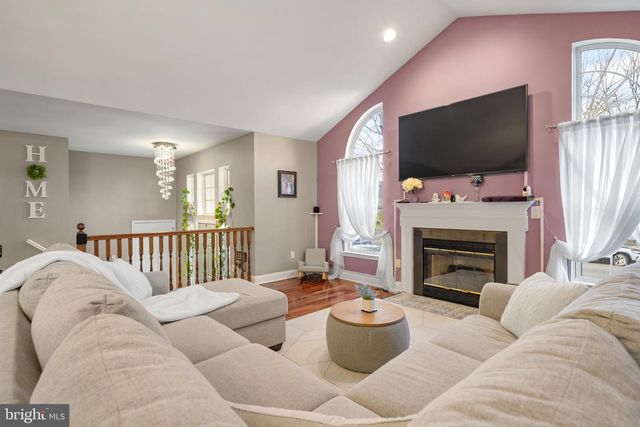 11 FREDERICK, Sicklerville, NJ 08081