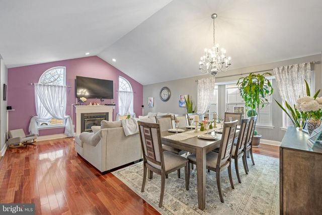 11 FREDERICK, Sicklerville, NJ 08081