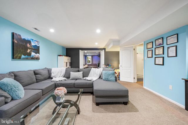 11 FREDERICK, Sicklerville, NJ 08081