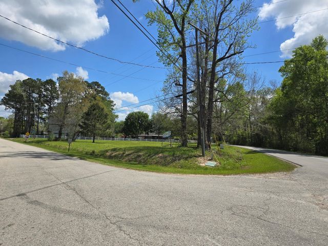 334 Martin Drive, Ames, TX 77575