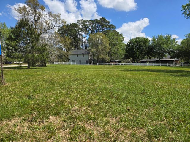 334 Martin Drive, Ames, TX 77575