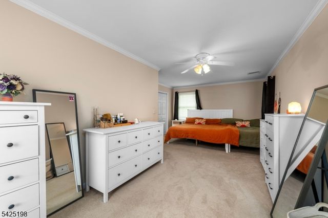 8 Cold Spring Dr, Vernon Twp., NJ 07422