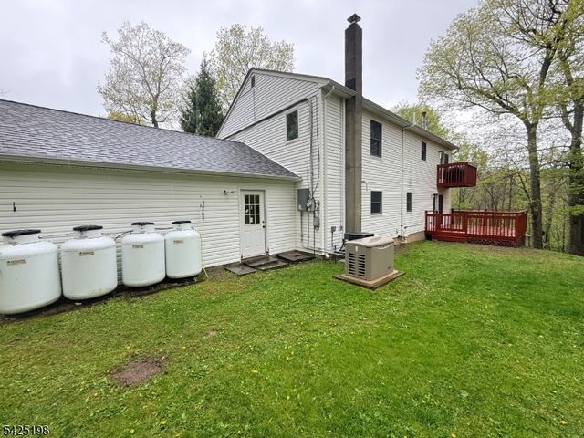 8 Cold Spring Dr, Vernon Twp., NJ 07422