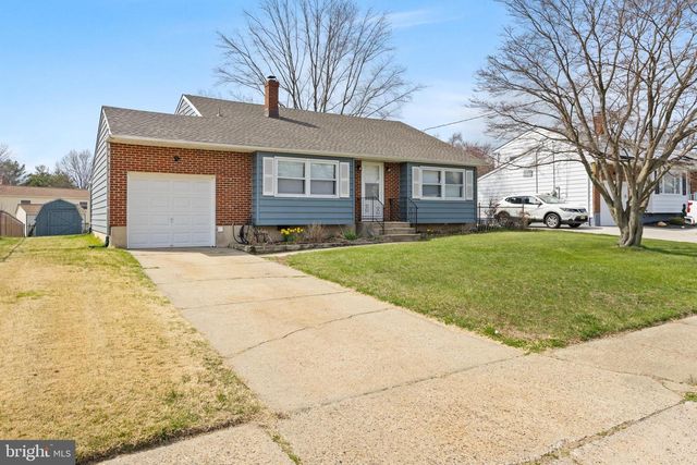 116 LUCAS DR, Bordentown, NJ 08505