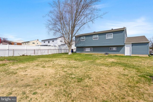 116 LUCAS DR, Bordentown, NJ 08505