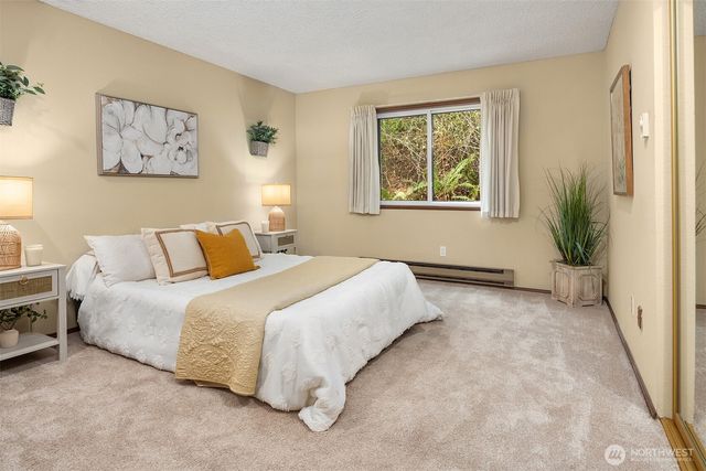 17427 NE 88th Place, Redmond, WA 98052