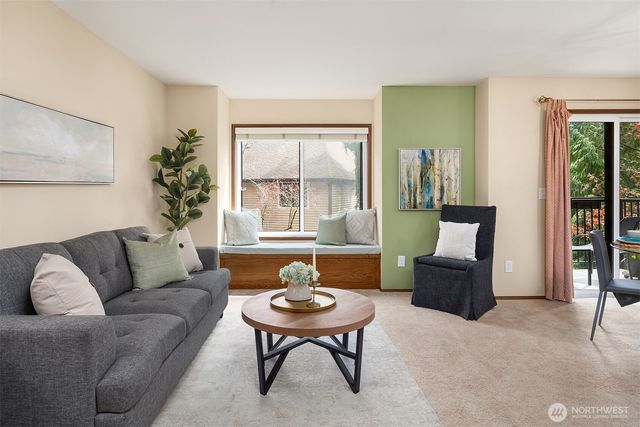 17427 NE 88th Place, Redmond, WA 98052