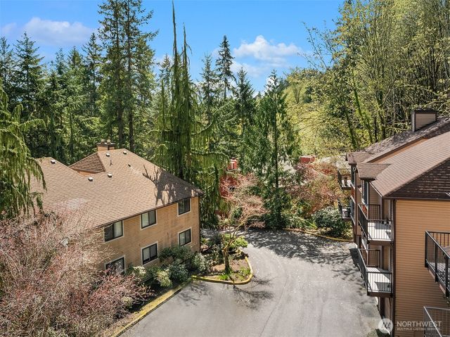 17427 NE 88th Place, Redmond, WA 98052