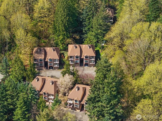 17427 NE 88th Place, Redmond, WA 98052