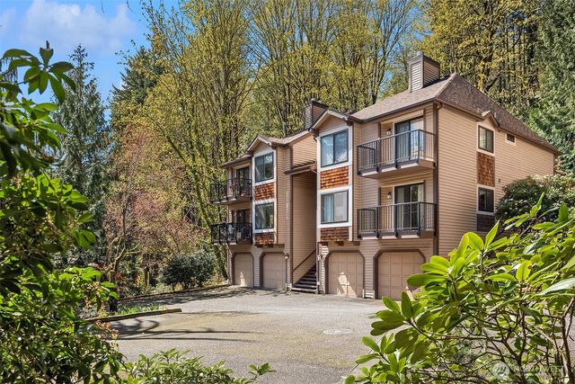 17427 NE 88th Place, Redmond, WA 98052
