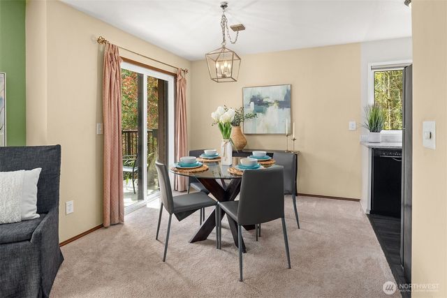 17427 NE 88th Place, Redmond, WA 98052