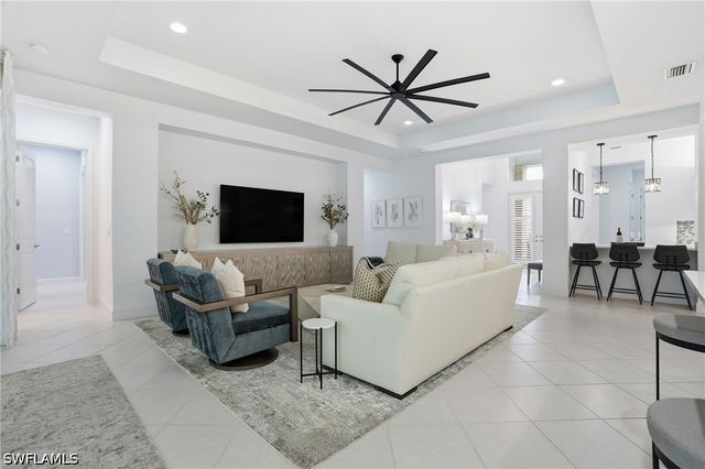 11752 Freesia TER, Naples, FL 34120